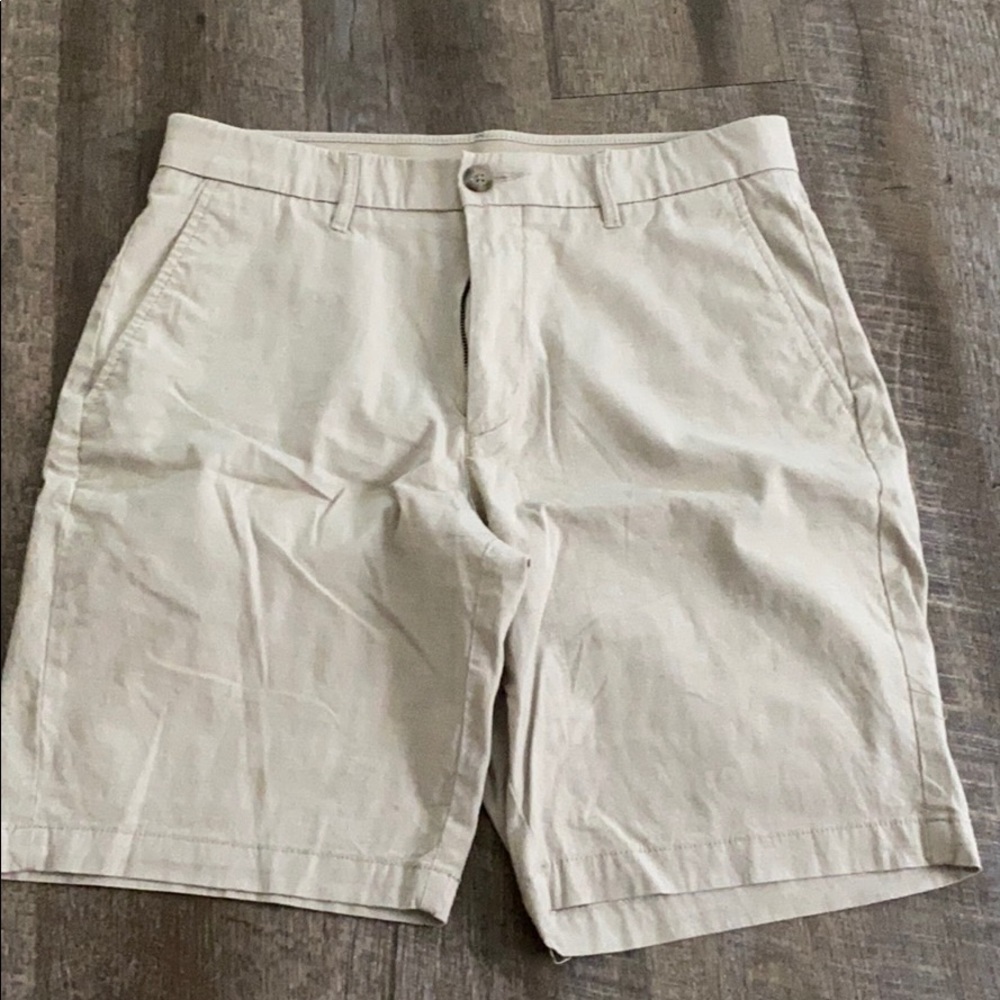 Men’s Shorts 32W 10” Inseam Stretchwaist